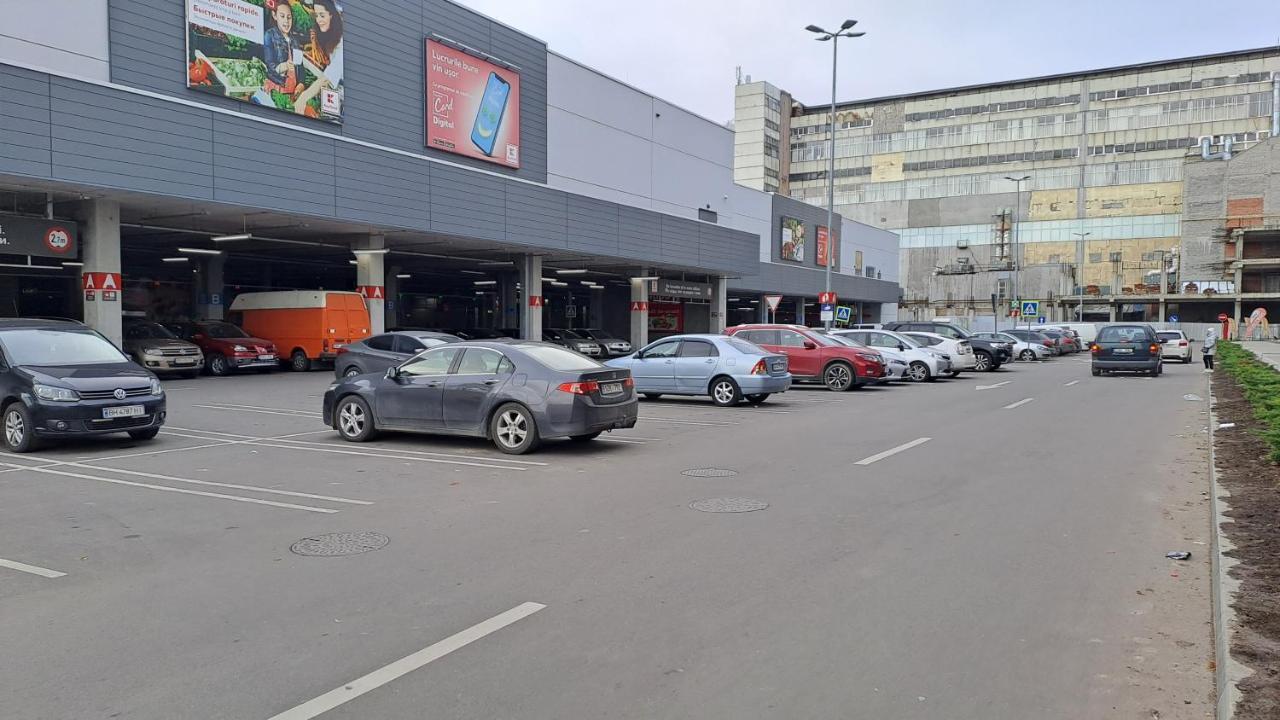 Аэропорт Кишинев 24&24 Apartamento Exterior foto
